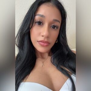 Meet your Posher, Giselle